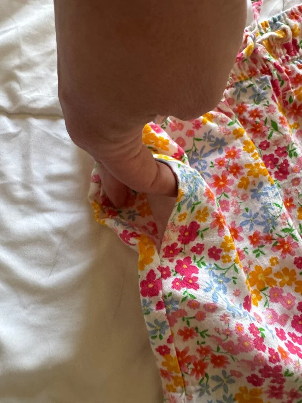 Girl's Linen Blend Floral Mini Skirt with pockets, Size 6-7 Old Navy